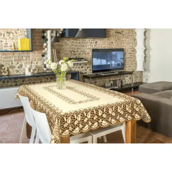 Obrus prostokątny żakardowy 300x150 krem-c złoto